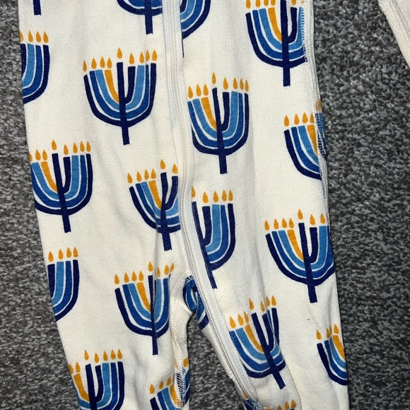 Hanna Andersson Baby Zip Sleeper Menorah One Piece 0-3 months - Picture 4 of 12